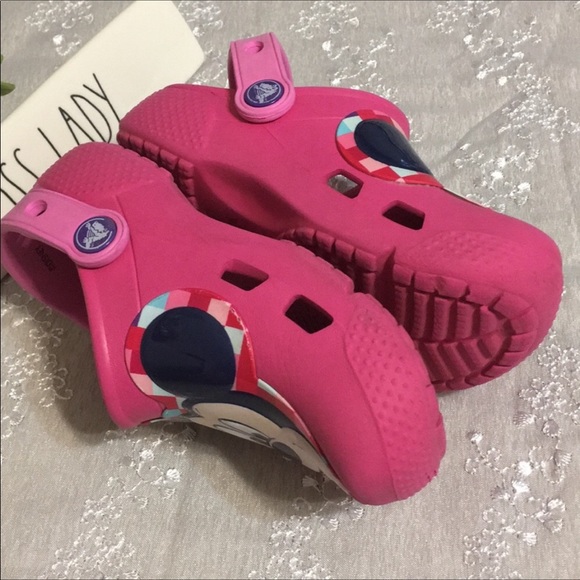 Crocs Mickey Mouse Pink Sandals Shoes - Picture 2 of 8